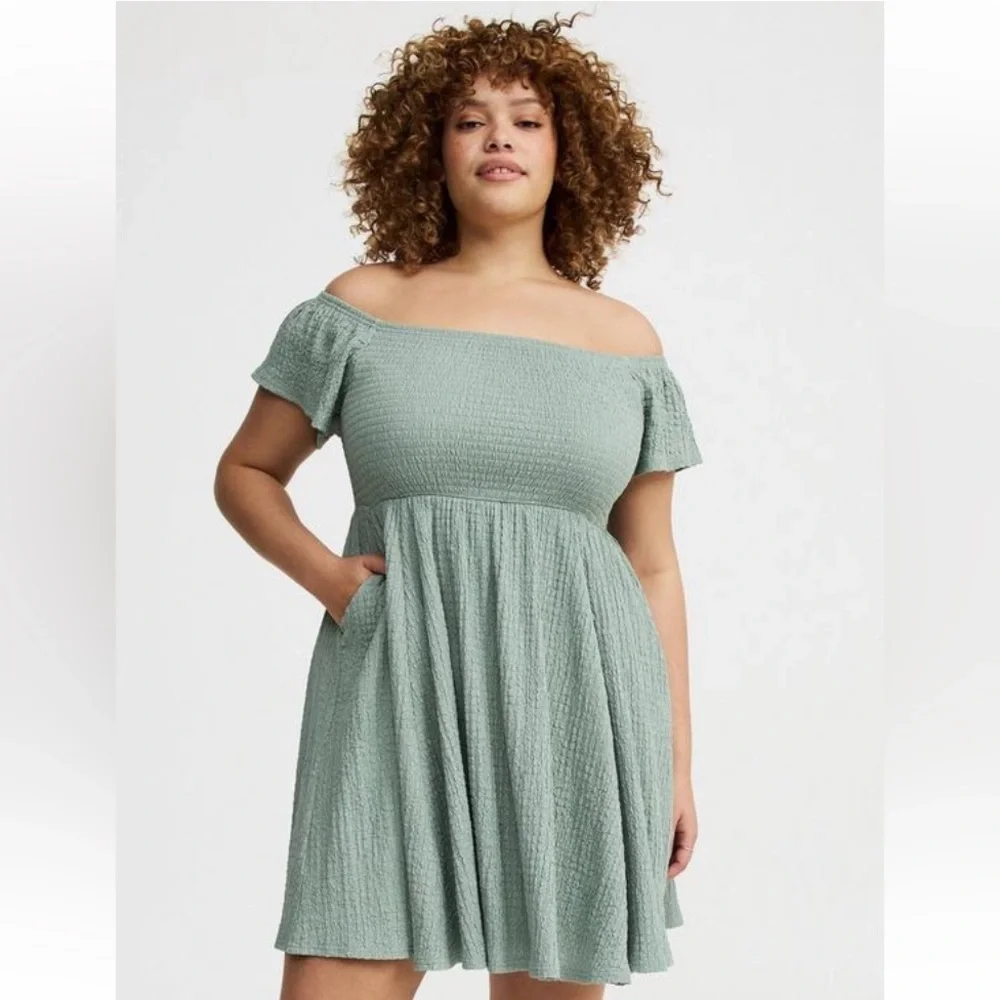 Torrid Sage Green Off-Shoulder Smocked Mini Dress - Size 1X - NWT! - Picture 5 of 10